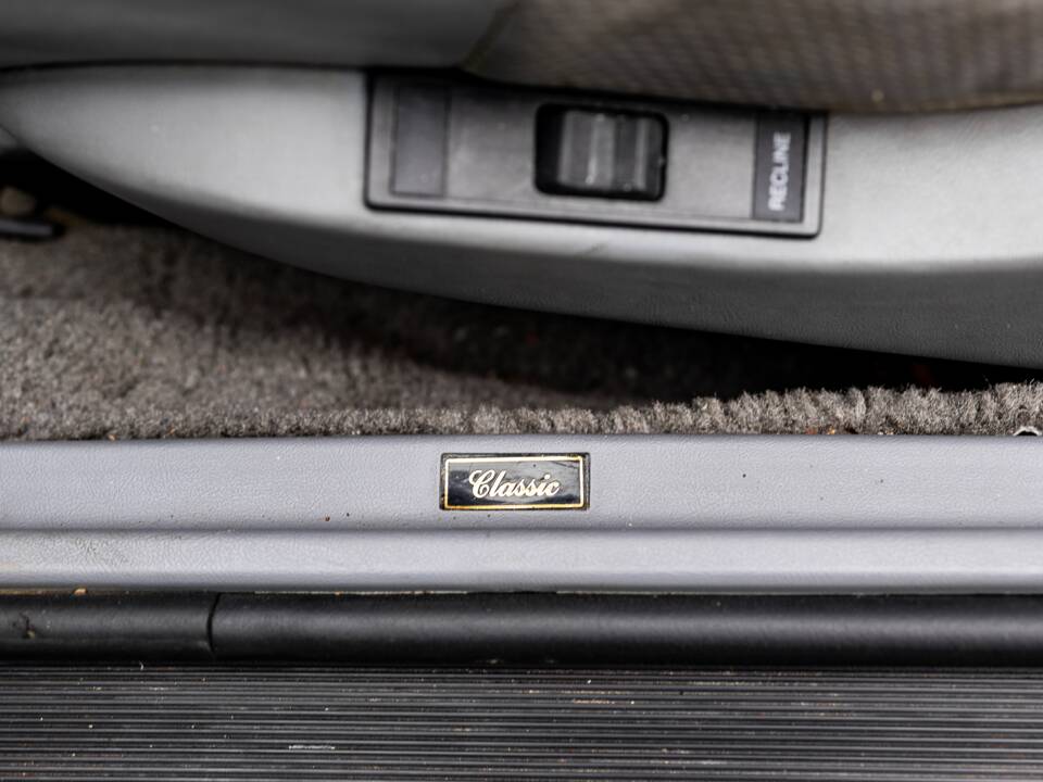 Image 34/50 of CMC Tiffany (1988)