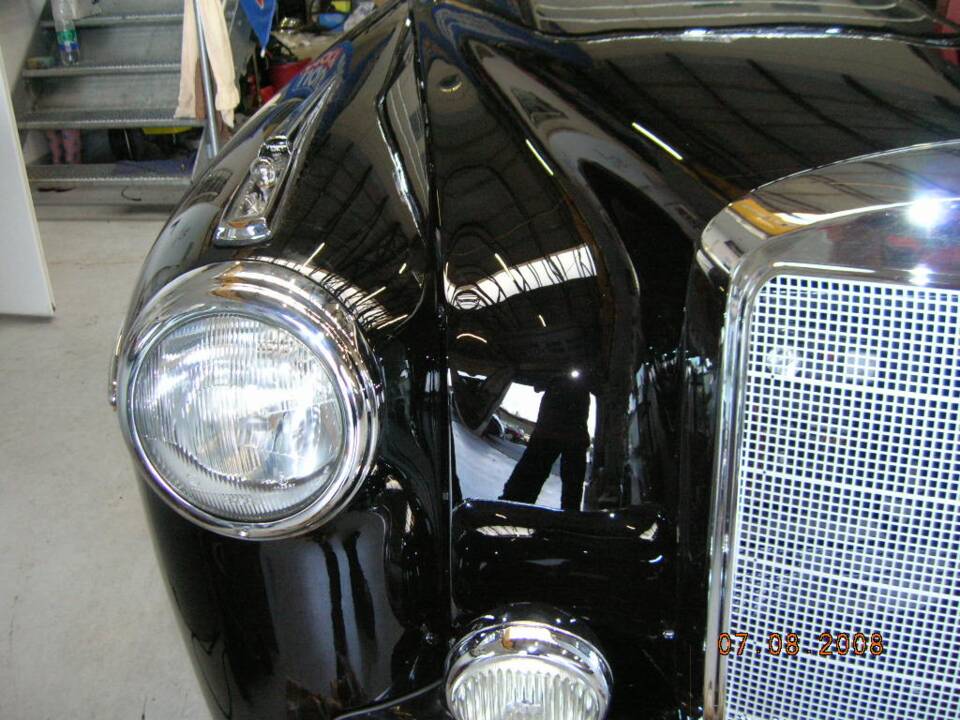 Afbeelding 70/118 van Mercedes-Benz 220 S Cabriolet (1957)