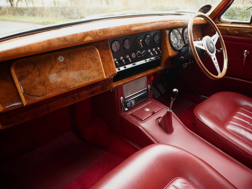 Immagine 11/17 di Jaguar Mk II 3.8 (1959)