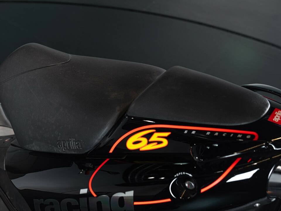 Image 11/23 of Aprilia SR 50 (1997)