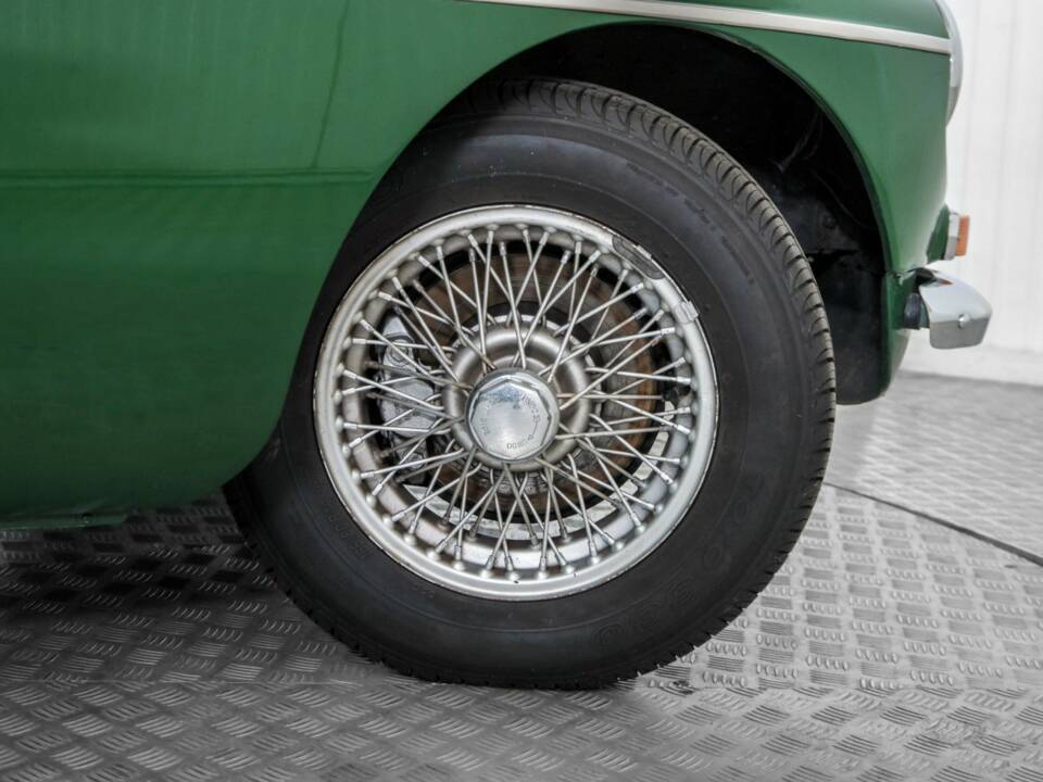 Bild 40/50 von MG MGB GT (1968)