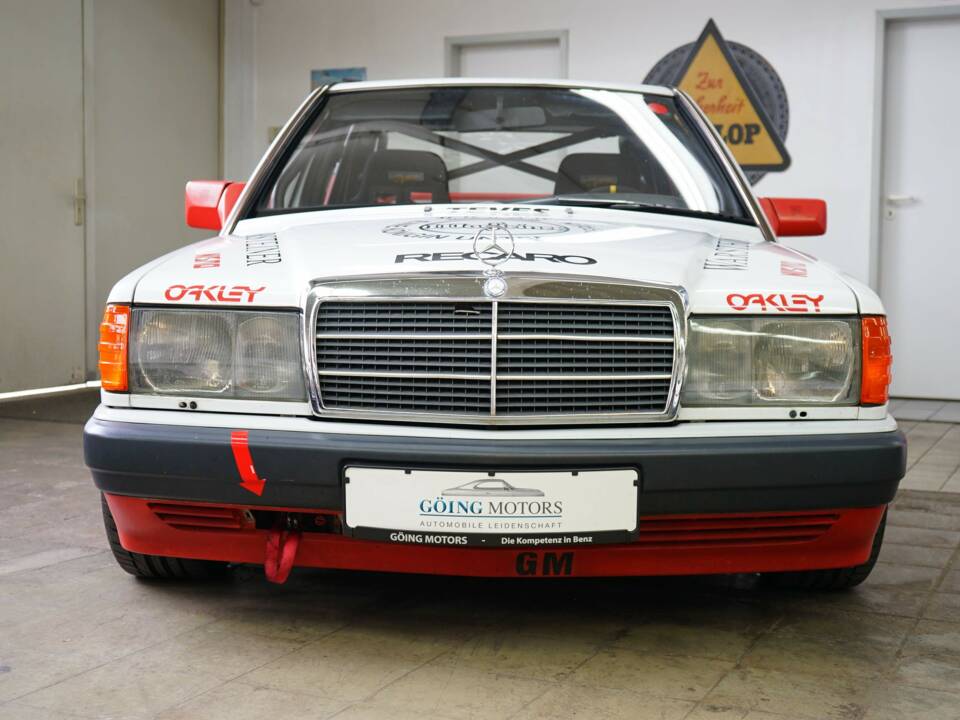 Imagen 5/36 de Mercedes-Benz 190 E 2.6 (1990)