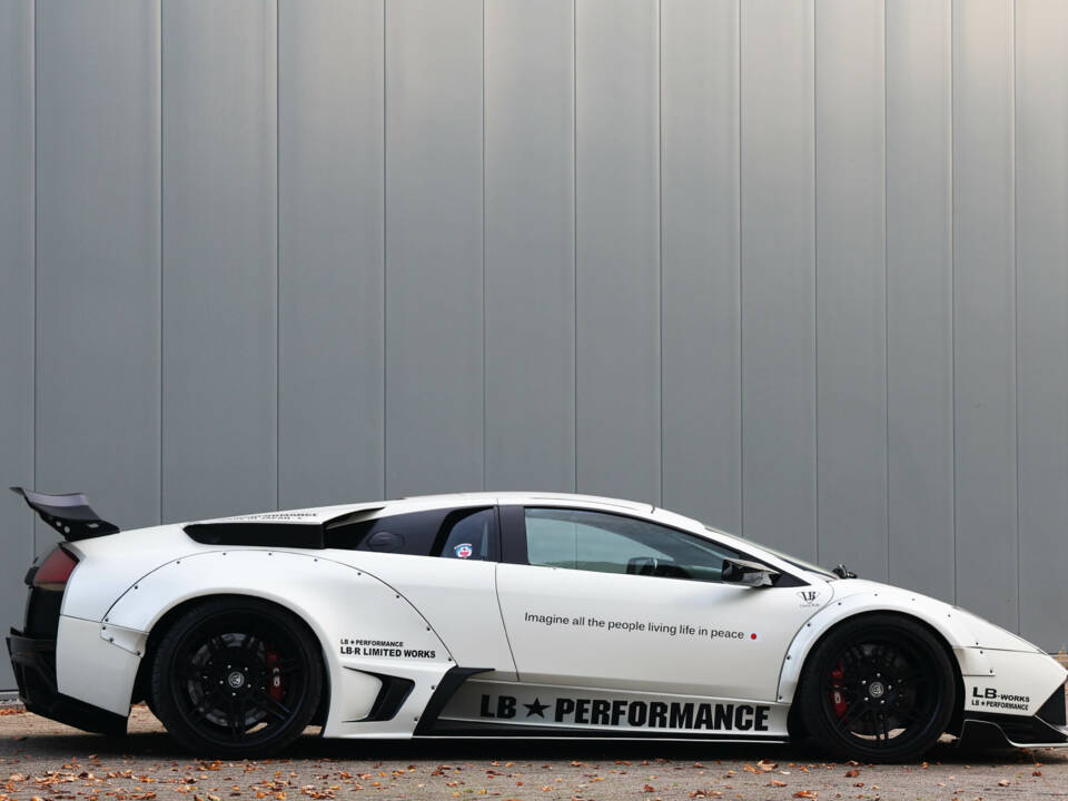 Afbeelding 15/82 van Lamborghini Murciélago (2002)