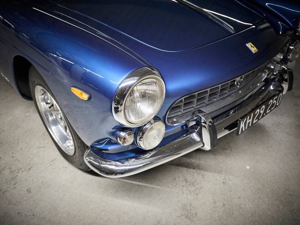 Imagen 27/100 de Ferrari 250 GT 2+2 (1963)