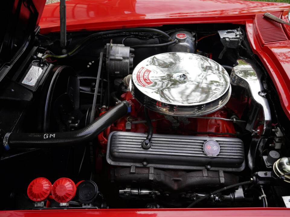 Image 4/50 of Chevrolet Corvette Sting Ray (1963)