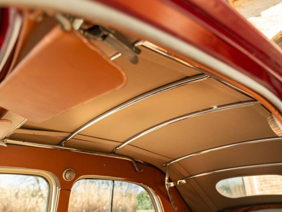 Immagine 50/50 di Renault 4 CV Décapotable (1957)