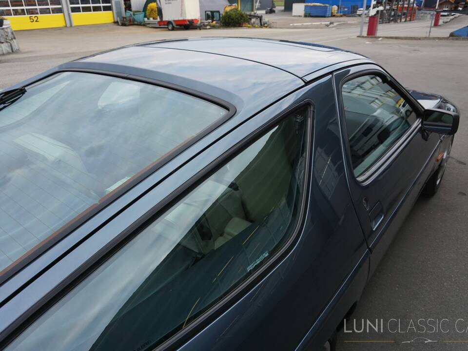 Immagine 26/46 di Porsche 928 S4 (1988)