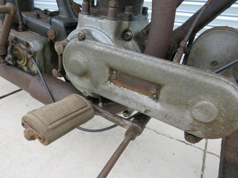 Image 19/47 of Triumph Model H (1919)