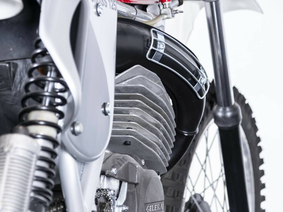 Image 36/45 of Gilera DUMMY (1974)