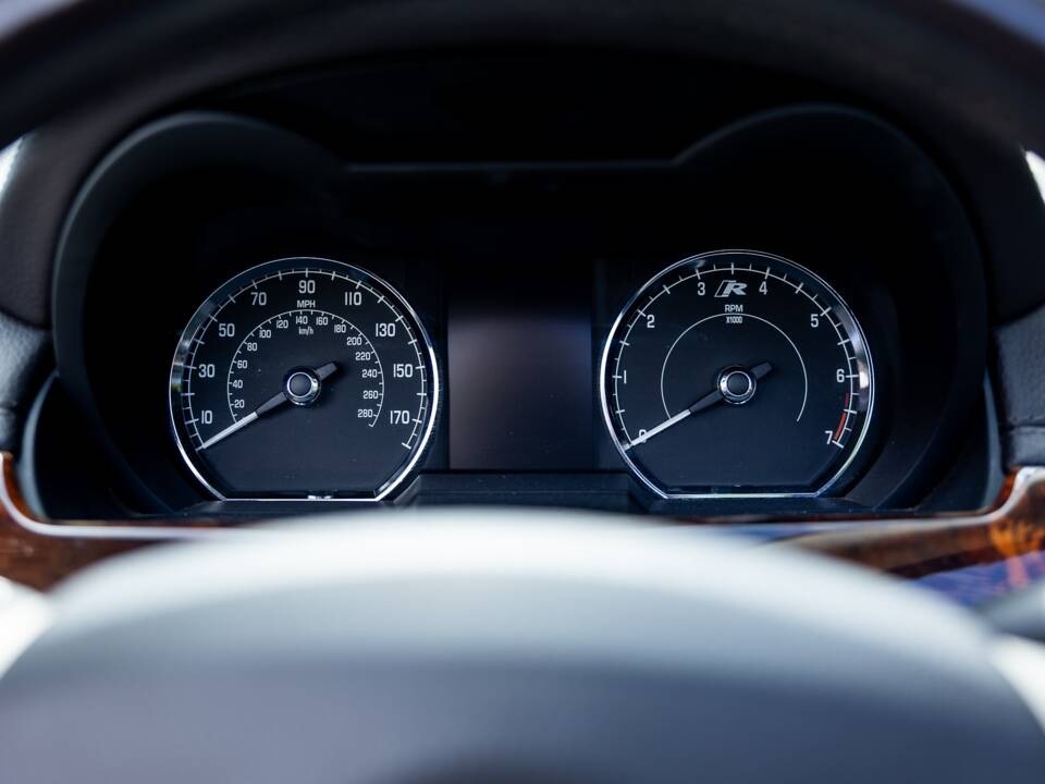 Image 43/50 of Jaguar XKR (2007)