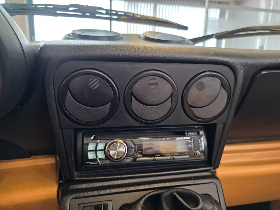 Bild 11/19 von Alfa Romeo 2.0 Spider (1990)