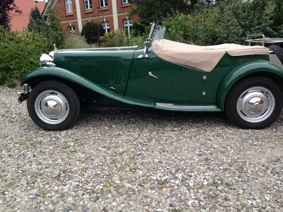 Imagen 3/16 de MG TD (1950)