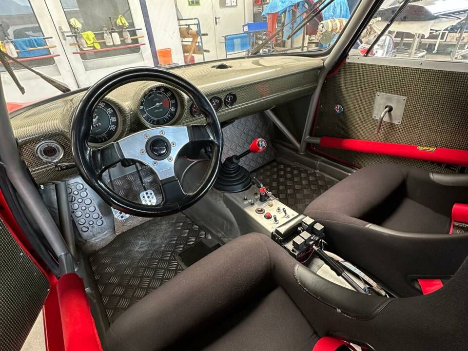 Immagine 44/66 di Alfa Romeo Giulia Sprint GTA (1969)