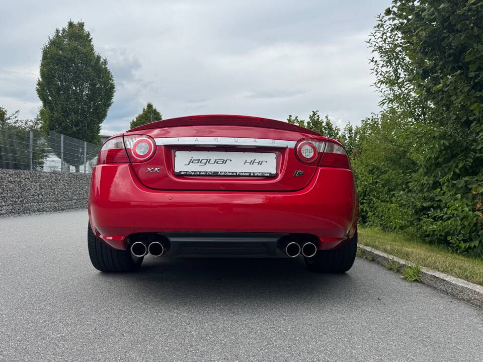 Image 21/49 of Jaguar XKR (2007)