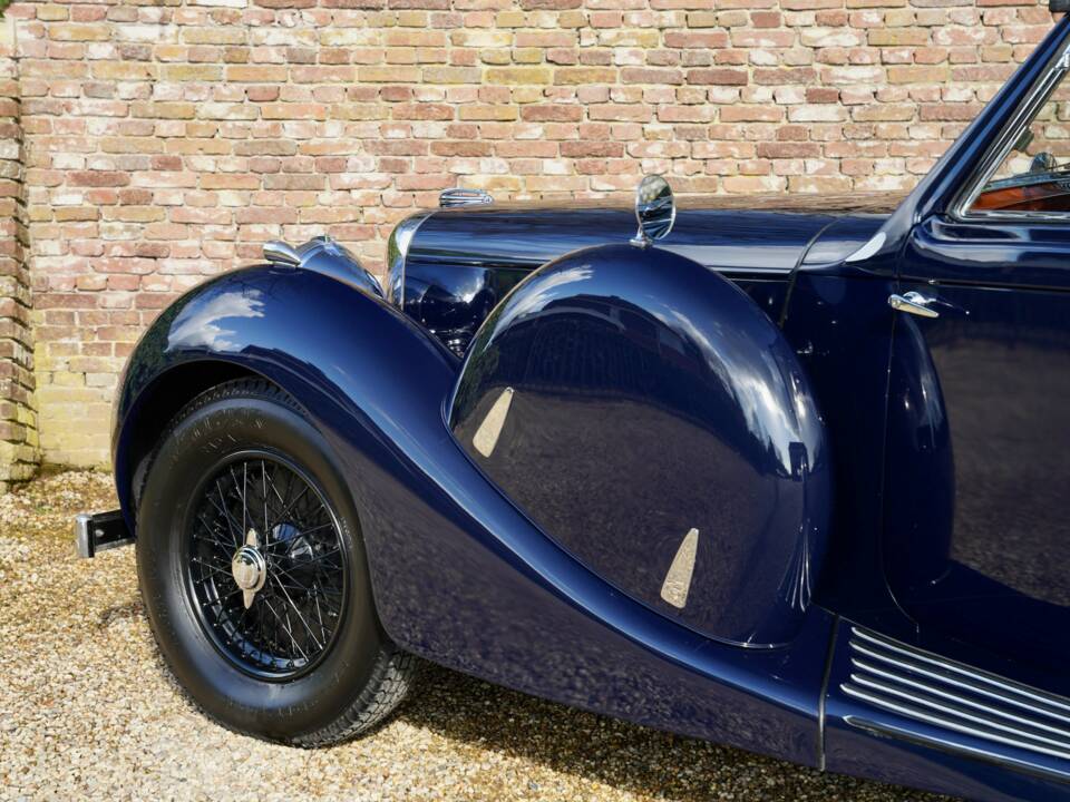 Image 10/50 of Lagonda LG 6 (1939)