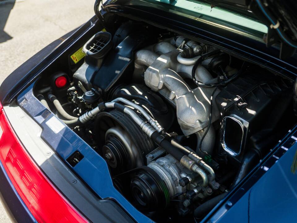 Bild 16/62 von Porsche 911 Carrera 4 (1996)