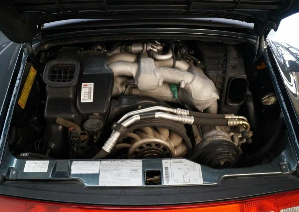 Image 14/50 of Porsche 911 Carrera RWB (1995)