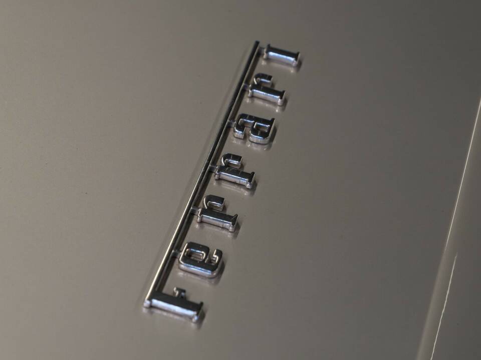 Image 7/18 of Ferrari Mondial 3.2 (1987)