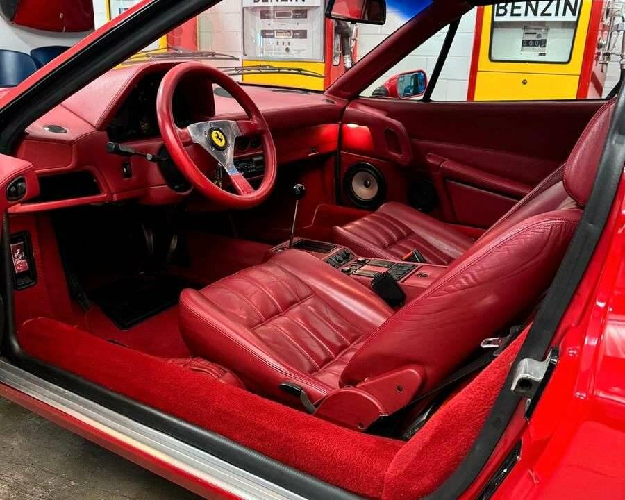 Immagine 7/20 di Ferrari 328 GTB (1988)