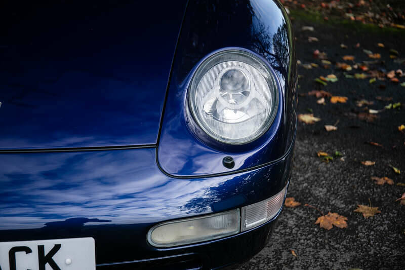 Immagine 35/41 di Porsche 911 Carrera (1995)