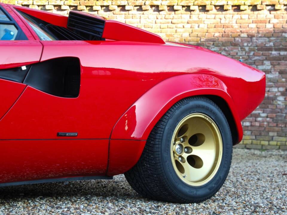 Image 37/50 de Lamborghini Countach LP 5000 S QV (1987)