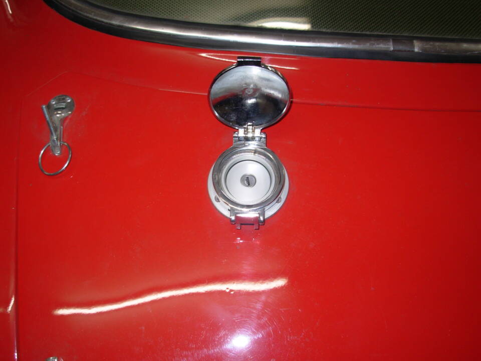 Immagine 18/66 di Alfa Romeo Giulia Sprint GTA (1969)