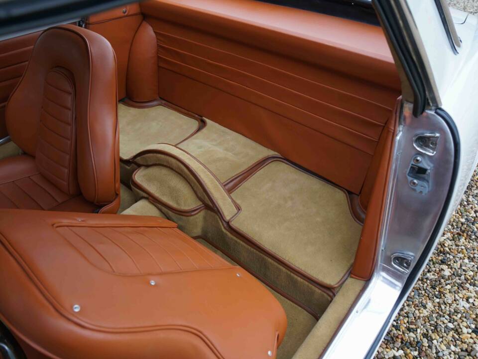 Image 31/50 of Lancia Flaminia GT 2.5 3C Touring (1964)