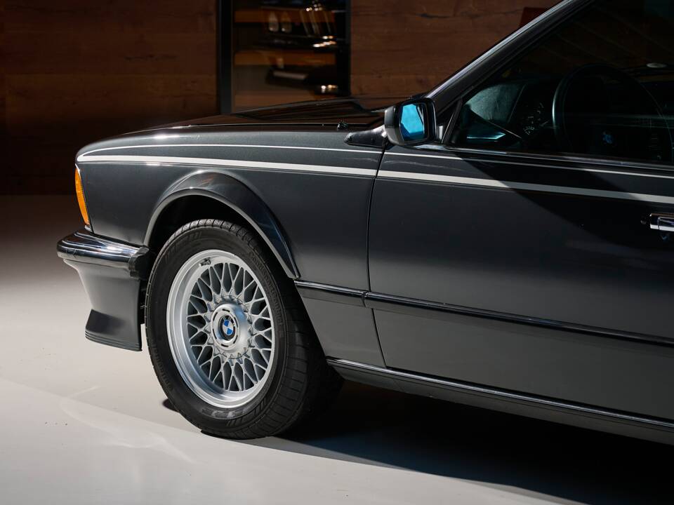 Bild 10/40 von BMW M 635 CSi (1984)