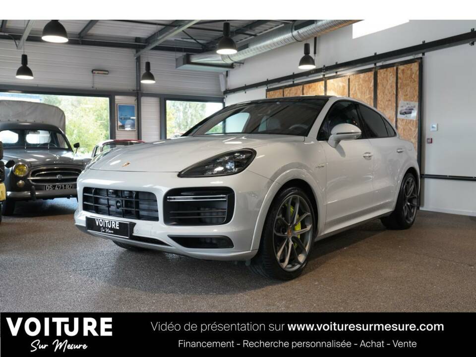 Image 1/25 of Porsche Cayenne Turbo GT (2019)