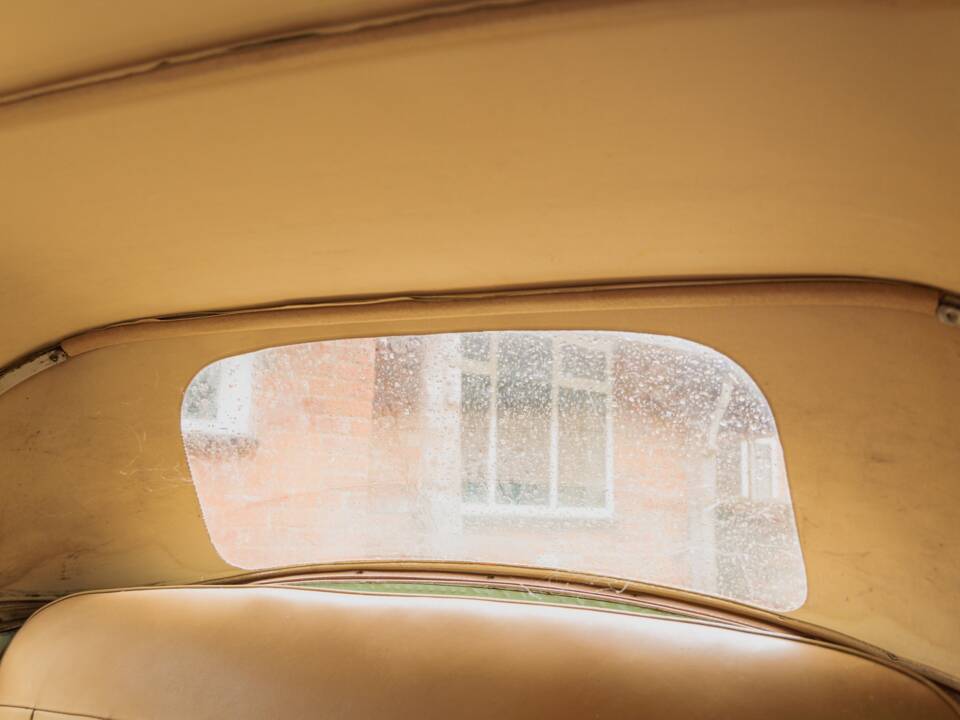 Image 11/29 of Morris Minor 1000 Tourer (1962)