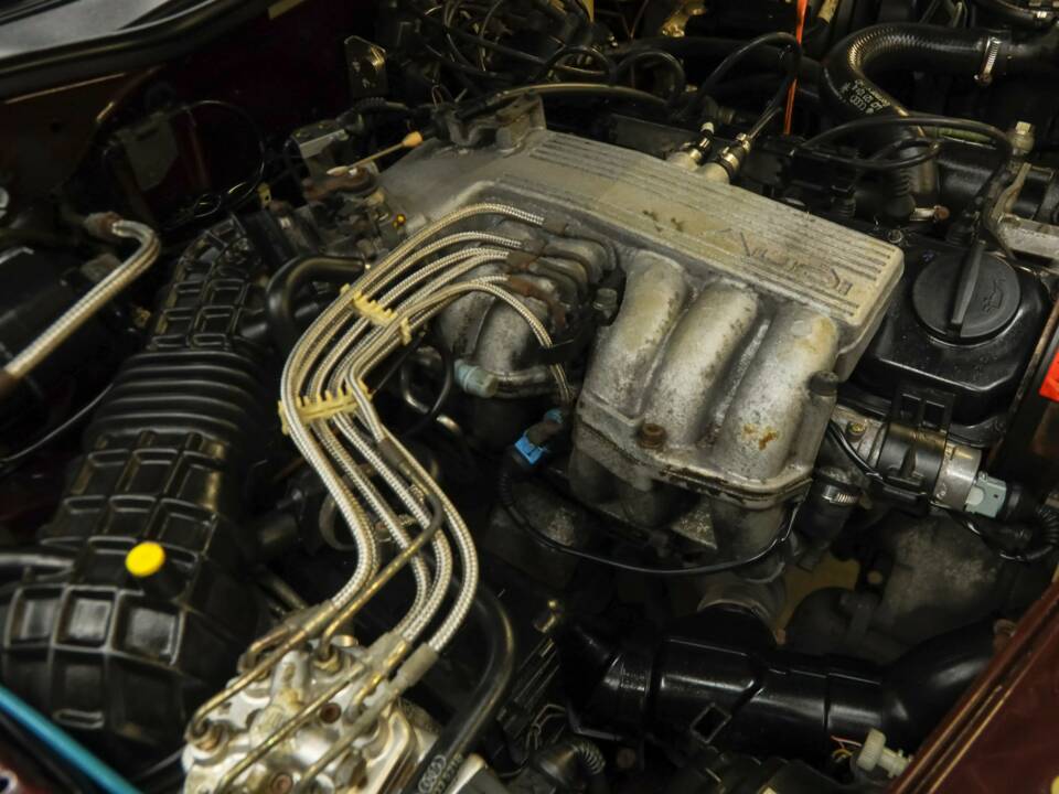 Image 36/50 de Audi 100 - 2.3E quattro (1990)