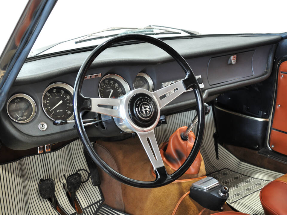 Image 53/65 of Alfa Romeo Giulia 1600 Sprint GT (1964)