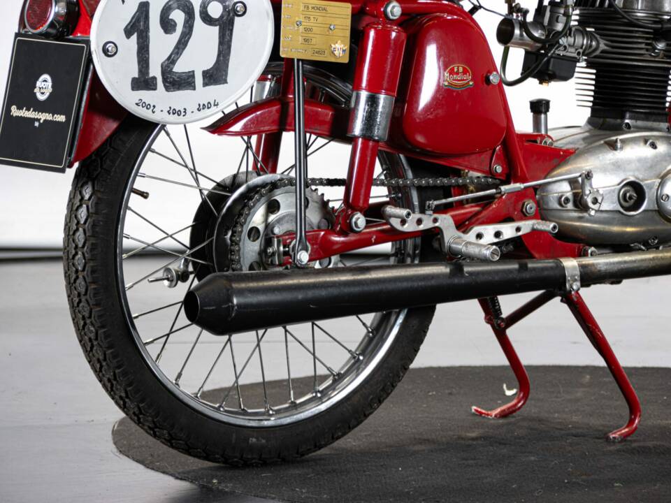 Bild 9/50 von Mondial 175 Turismo Veloce (1956)