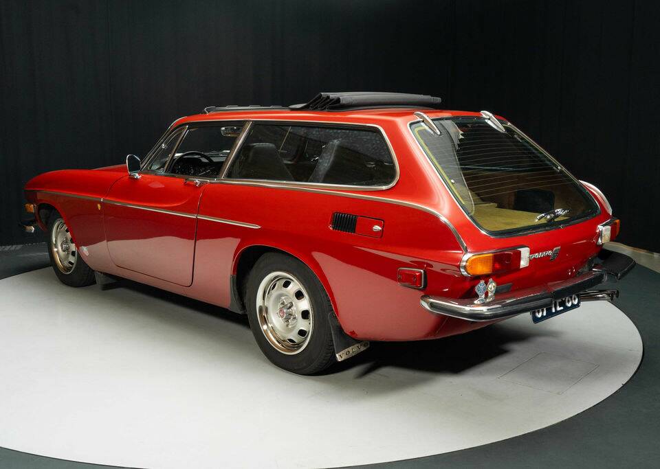 Bild 6/8 von Volvo 1800 ES (1973)