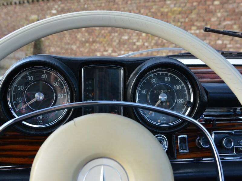 Bild 32/50 von Mercedes-Benz 280 SE 3,5 (1971)