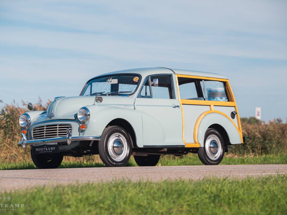 Immagine 2/17 di Morris Minor 1000 Traveller (1968)