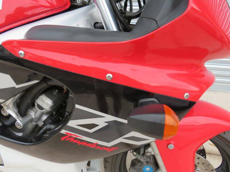 Image 23/45 of Yamaha YZF 600 R Thundercat (1997)