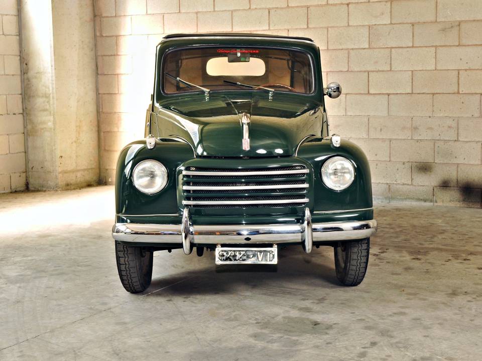 Image 4/28 of FIAT 500 C Topolino (1951)