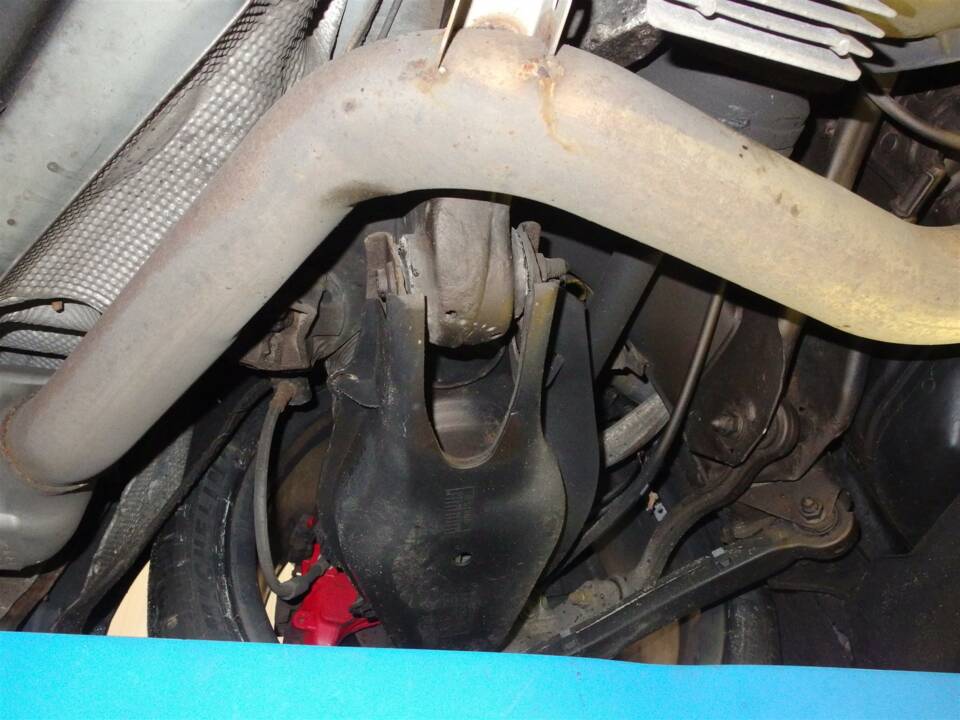 Image 92/97 of Mercedes-Benz CLS 63 AMG S 4MATIC (2013)