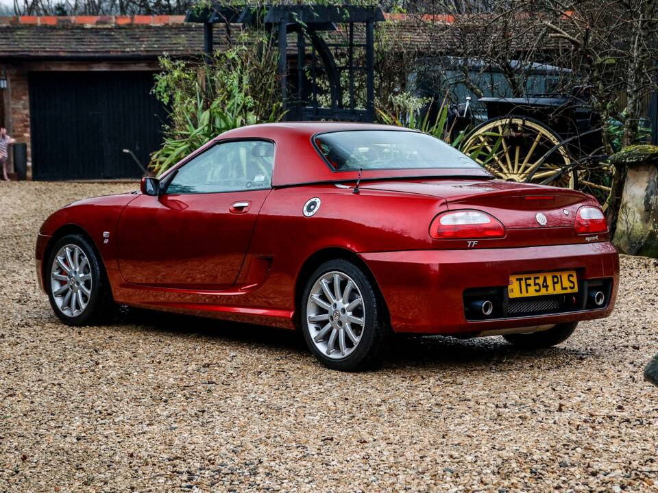 Image 3/37 of MG TF 135 (2005)