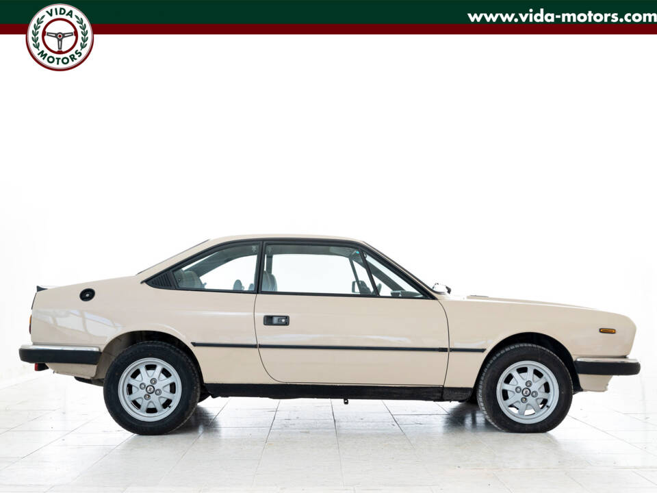 Bild 3/35 von Lancia Beta Coupe 2000 i.e. (1984)