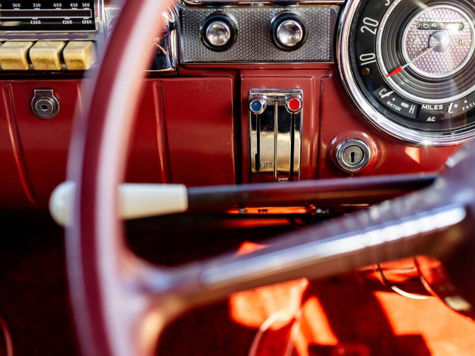 Bild 44/50 von Vauxhall Cresta (1956)