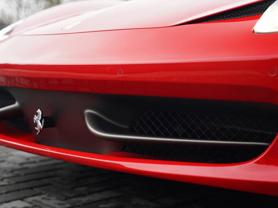 Bild 40/50 von Ferrari 458 Spider (2013)