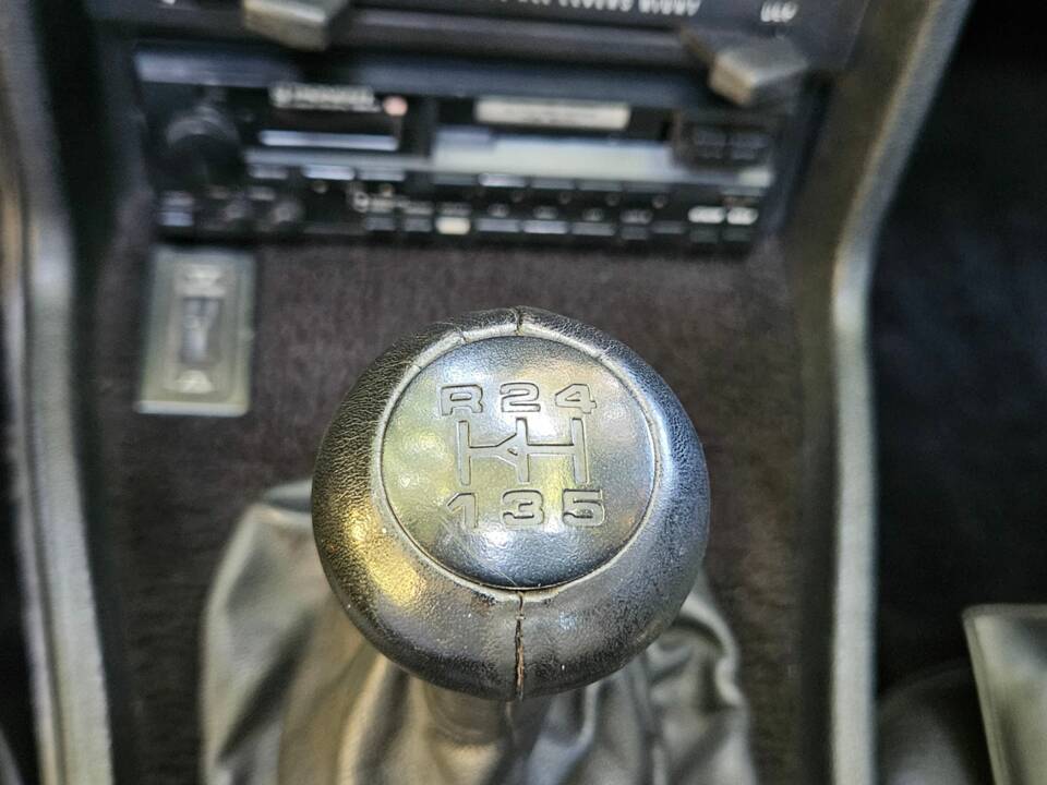 Image 19/31 of Porsche 924 Turbo (1981)