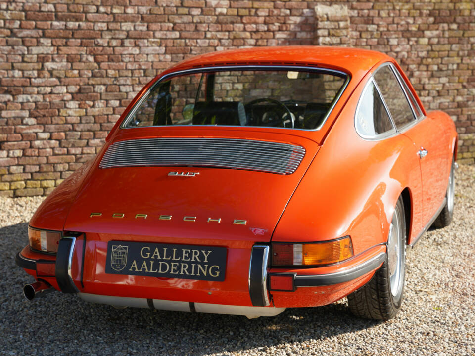 Image 25/50 of Porsche 911 2.2 T (1971)