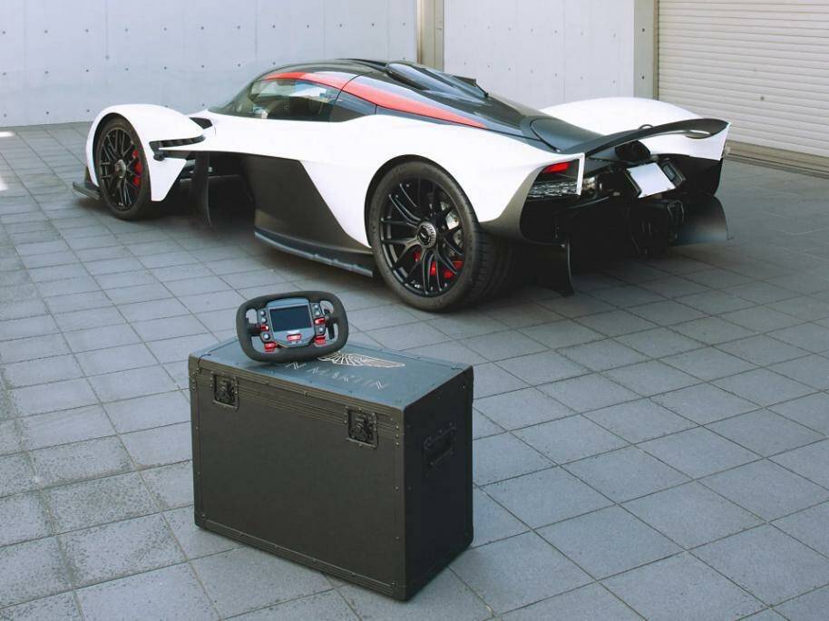 Immagine 3/8 di Aston Martin Valkyrie AMR Pro (2022)
