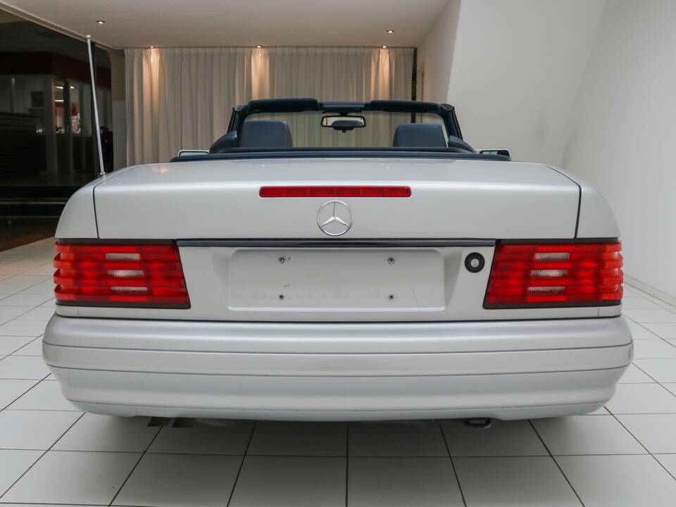 Bild 54/84 von Mercedes-Benz SL 320 (1996)