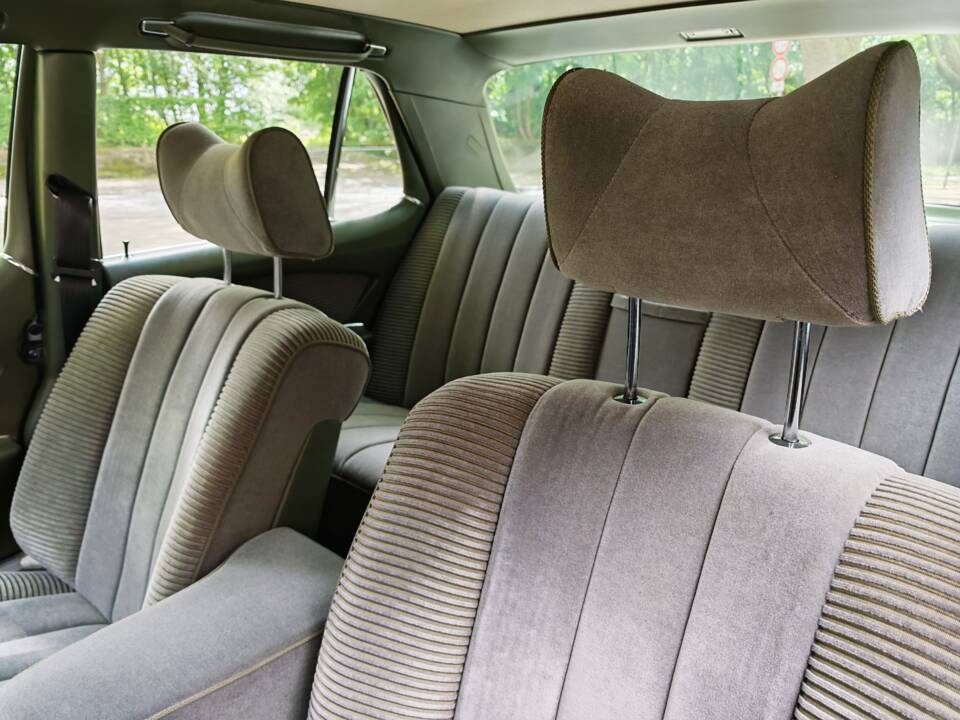 Bild 22/28 von Mercedes-Benz 280 SE (1974)