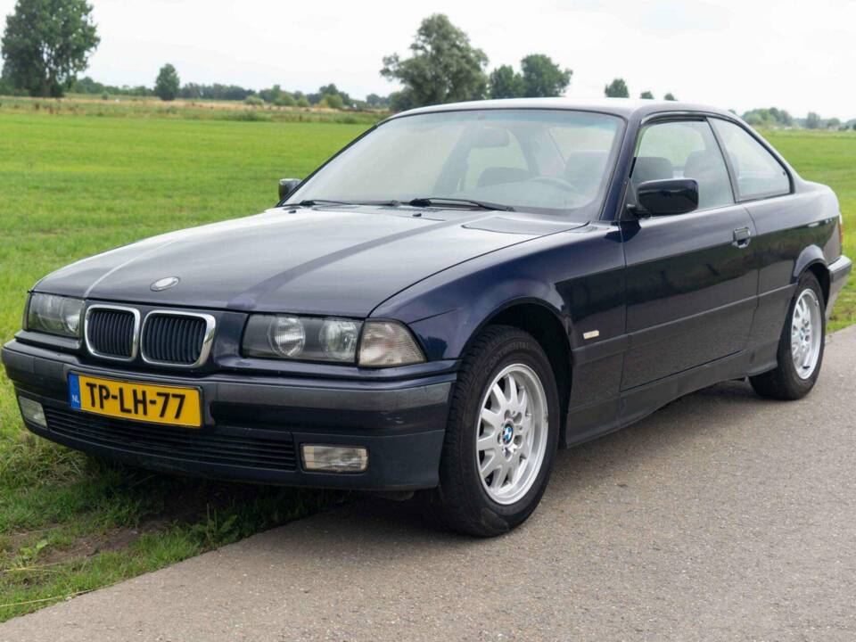 Bild 1/40 von BMW 316i (1998)