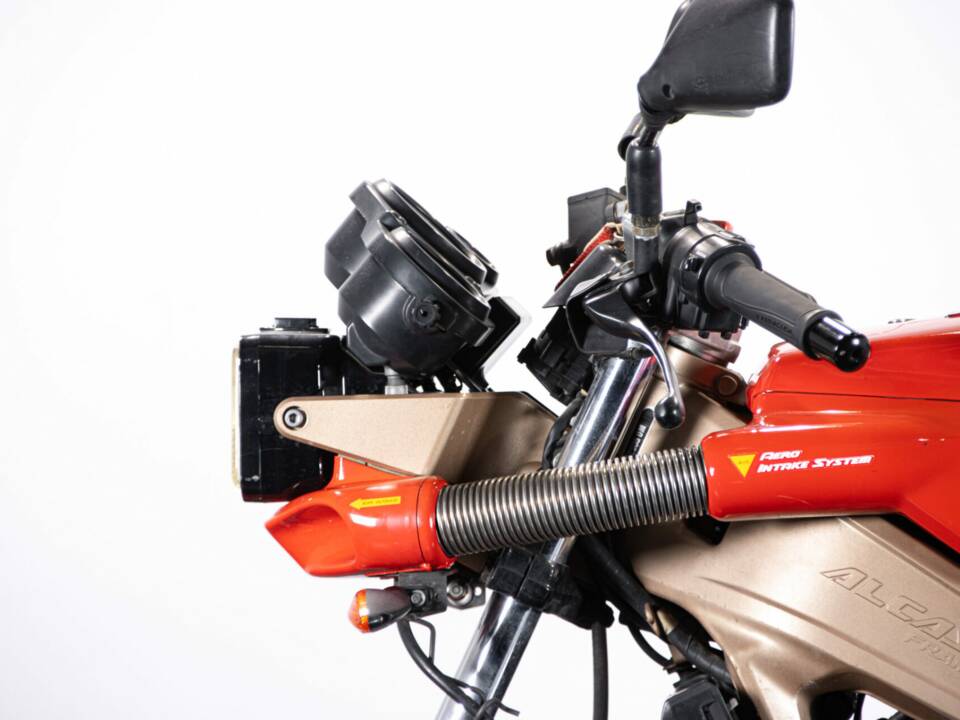 Image 23/50 of Honda NSR 125 R (1990)
